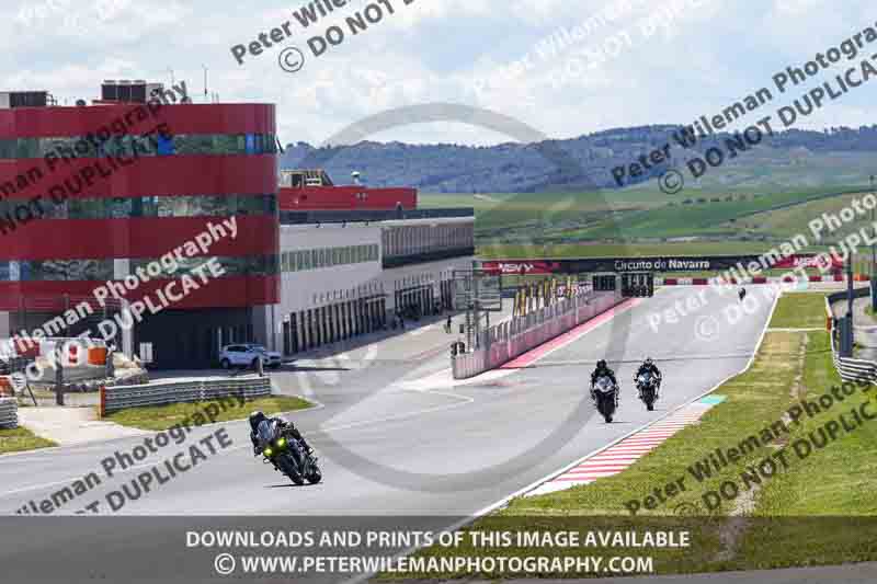 cadwell no limits trackday;cadwell park;cadwell park photographs;cadwell trackday photographs;enduro digital images;event digital images;eventdigitalimages;navarra;no limits trackdays;peter wileman photography;racing digital images;trackday digital images;trackday photos
